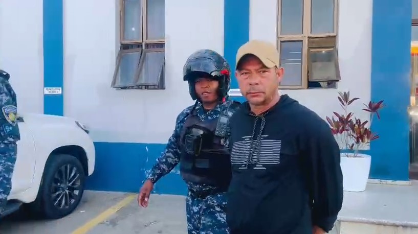 Hombre implicado en incidente en parqueo de la Fiscalía de Jarabacoa ofrece su versión de los hechos