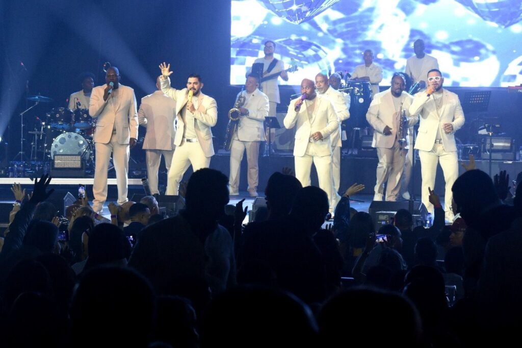 Grupo Niche brinda exitosa presentación en RD