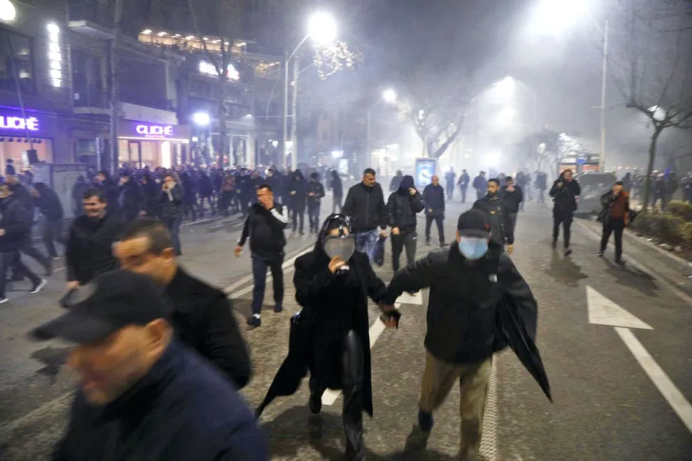 Al menos 18 detenidos en Albania luego de los disturbios en la protesta de la oposición