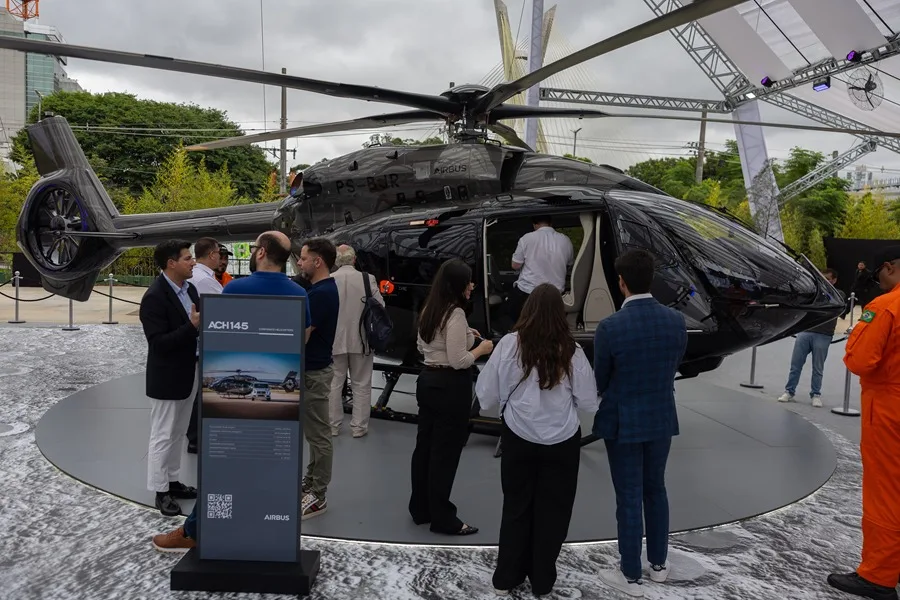 Airbus lanza un nuevo helicóptero corporativo de lujo con diseño de Mercedes-Benz