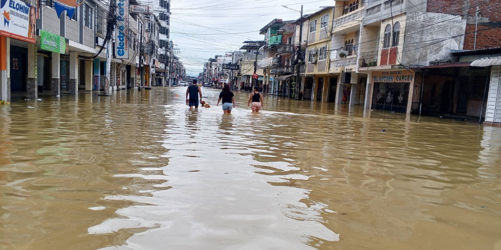 Catorce fallecidos y más de 71.000 afectados por lluvias en lo que va de año en Ecuador