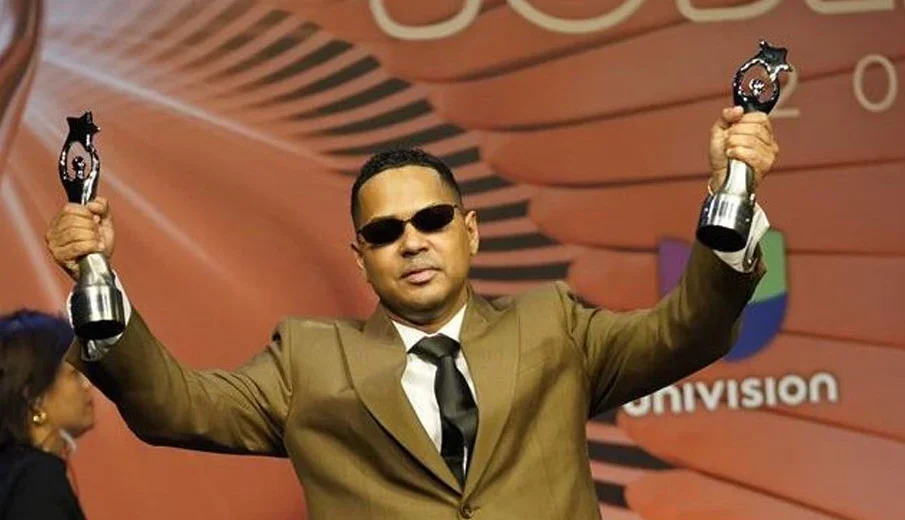 Rodolfo Santos plantea que Acroarte debe entregar la producción de los Premios Soberano a Santiago Matías