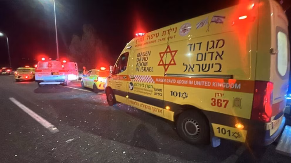 Al menos un muerto y dos heridos en el norte de Israel tras un ataque del grupo terrorista Hezbollah con misiles y drones