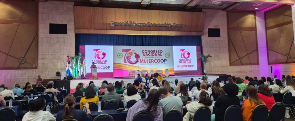 Congreso COOPMUJER proclama que sostenibilidad de naciones solo es posible con inclusión femenina