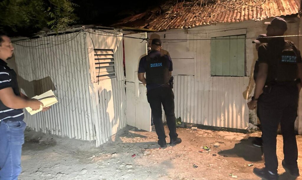 Policía apresa a dos menores acusados de participar en homicidio de ciudadano alemán en Villa Hermosa