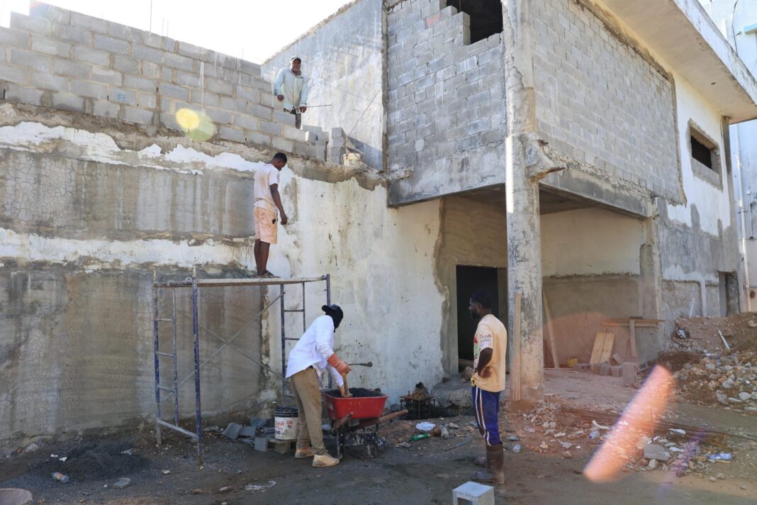 SNS supervisa construcción de Unidad de Quemados Pediátrica del Robert Reid