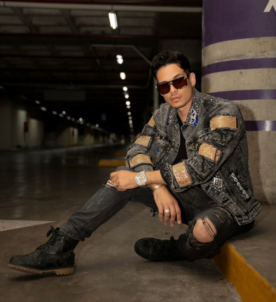 Ángelo Perrone pone la bandera Dominicana en alto, con nominación a Premios Fénix de Colombia