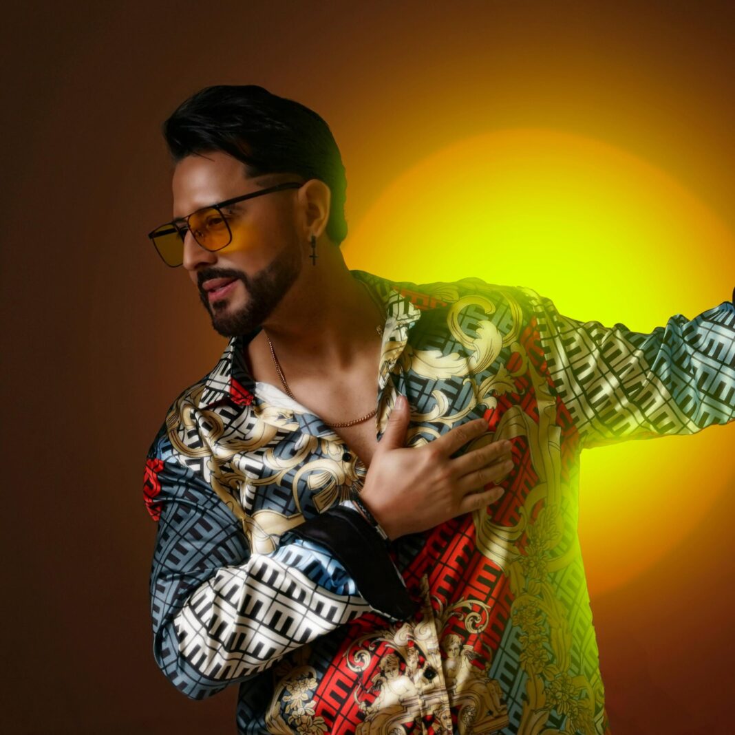 Rogers Sky estrena “Rompiendo cadenas”, un tema cargado de emoción y mensaje de superación