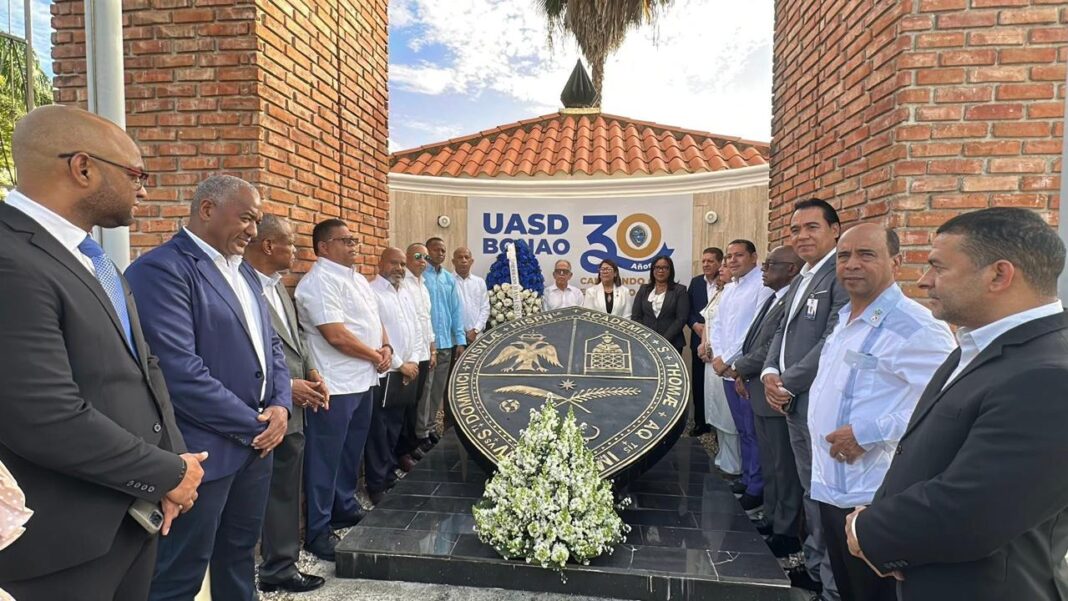 UASD Centro Bonao celebra por todo lo alto su 30 aniversario con emotiva jornada institucional