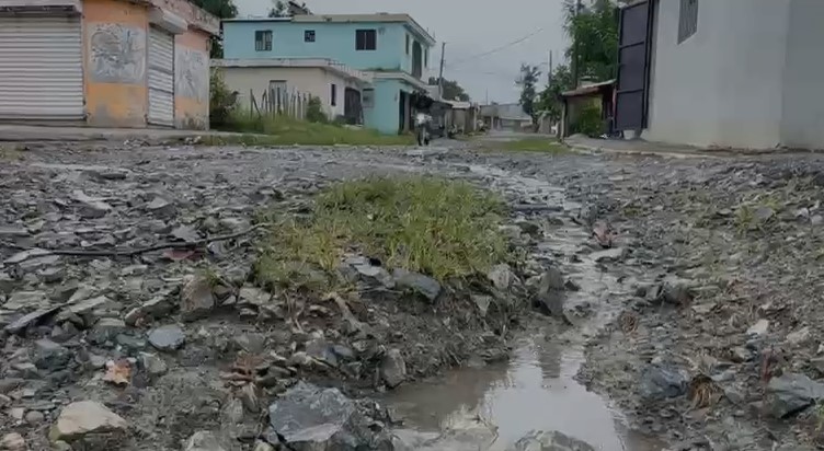Se llevan materiales de calles tras casi cuatro años de promesas incumplidas en Sabana Grande de Boyá