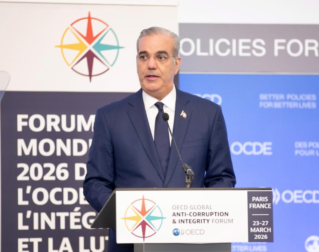 Abinader renueva ante la OCDE su compromiso contra «impuesto invisible» de la corrupción