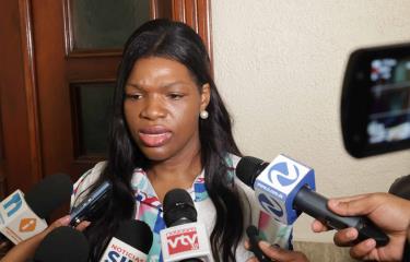 MP concluye presentación de testigos en nuevo juicio contra acusada por usurpar funciones en el área de salud