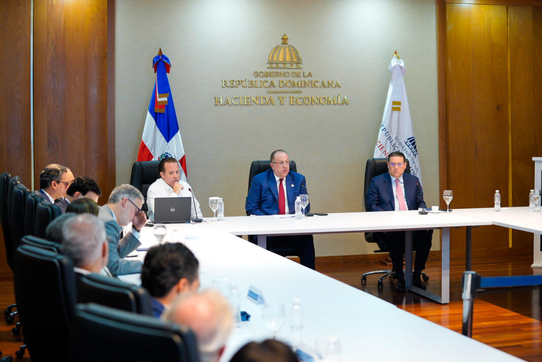 Gobierno activa diálogo con sectores productivos para establecer acuerdo conjunto frente a crisis en Irán