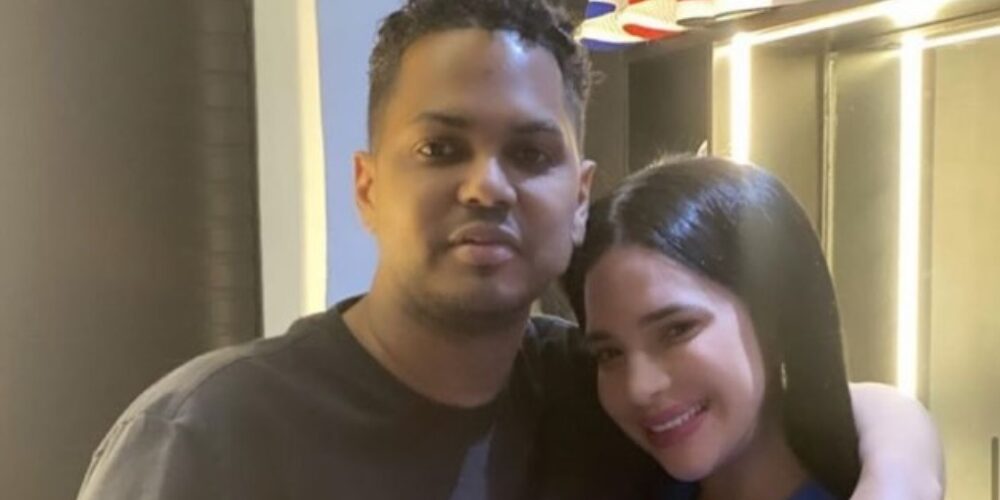 Santiago Matías cederá el nombre comercial “Al Pelo” a Amelia Alcántara