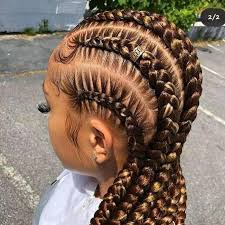 ¿Por qué las dominicanas usan trenzas en Semana Santa? Entre tradición, cultura y practicidad