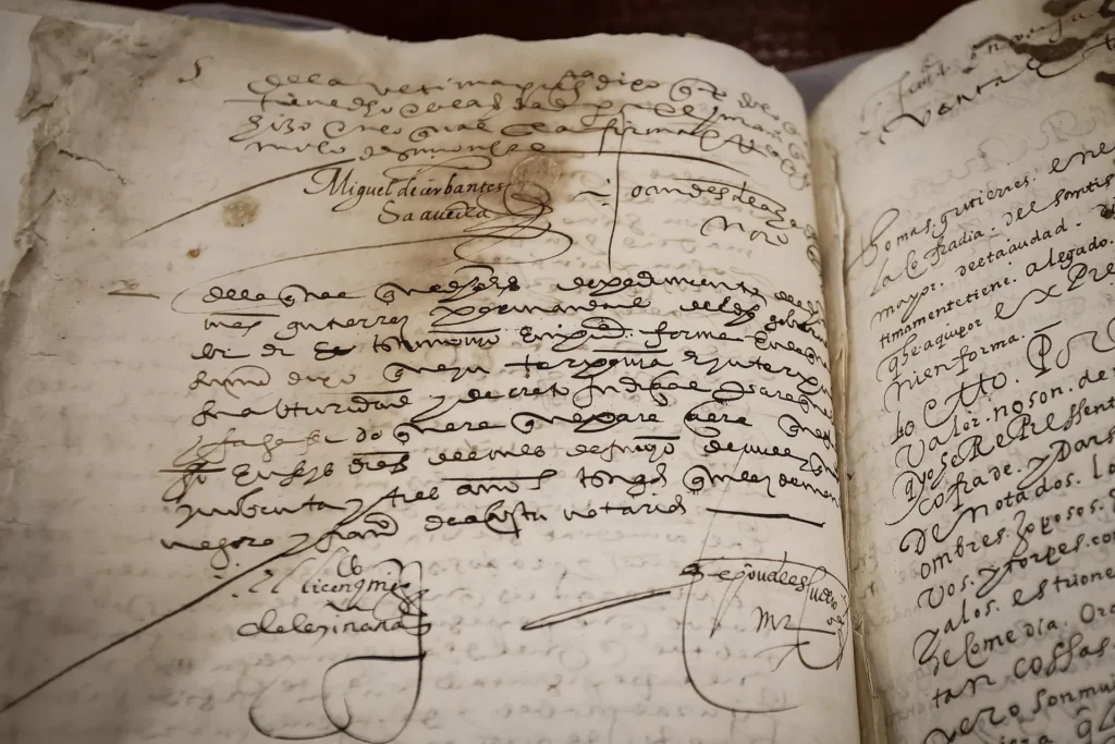 Ministerio de Cultura Español declara inexportable un documento a subasta firmado por Cervantes