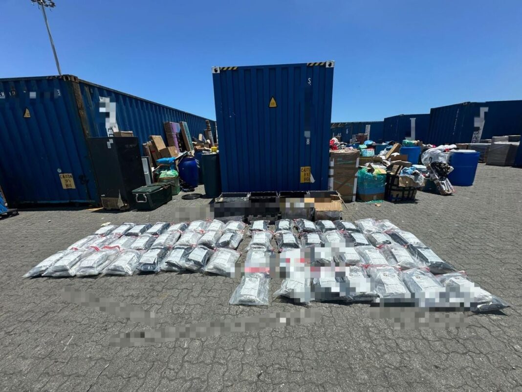 Autoridades incautan 133 paquetes de marihuana en el Puerto de Haina Oriental