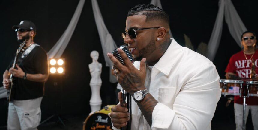 Crazy Design debuta con orquesta de bachata y presenta su nuevo sencillo «Quiéreme»